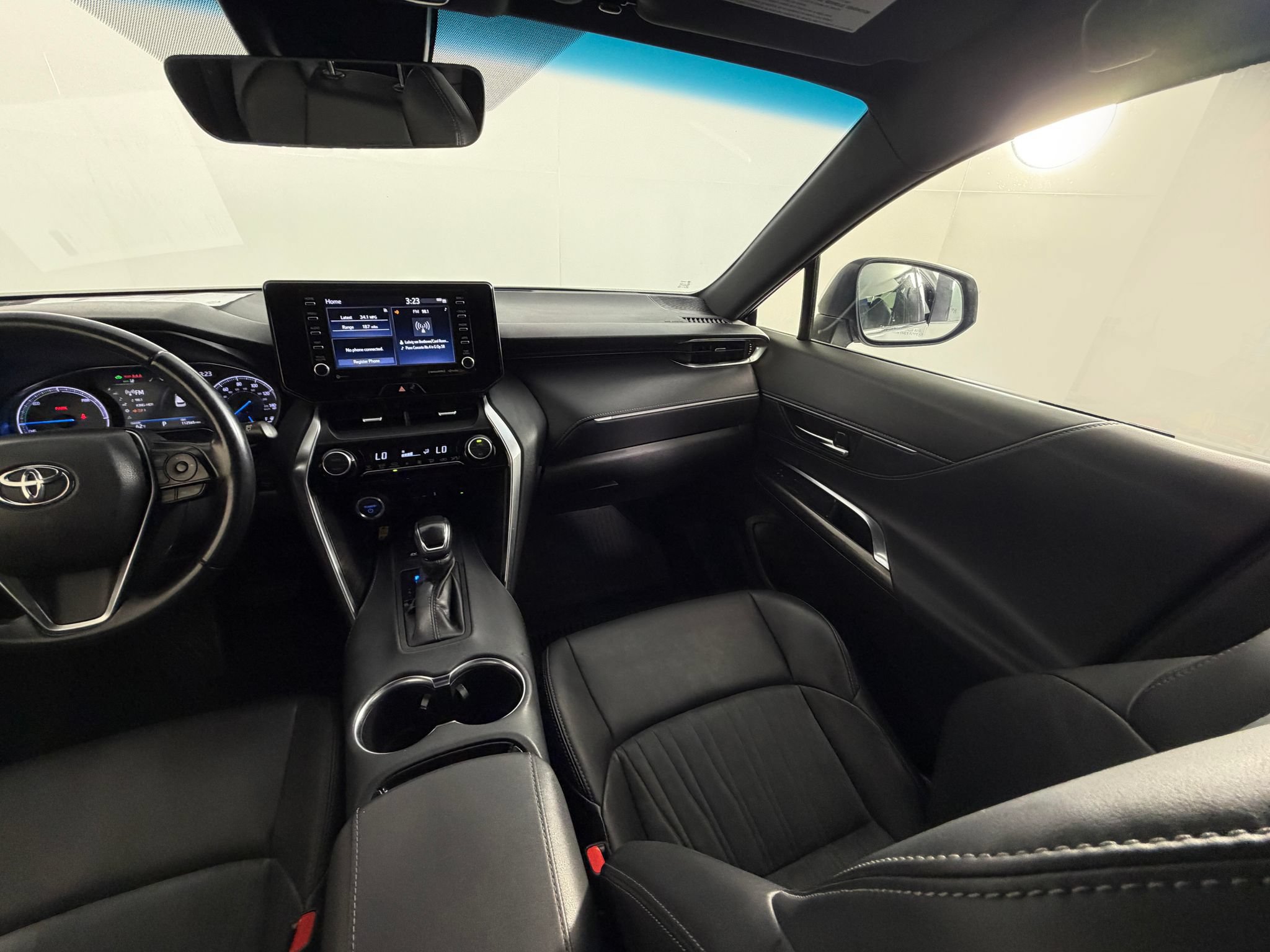 Used 2021 Toyota Venza XLE AWD/4WD image 13