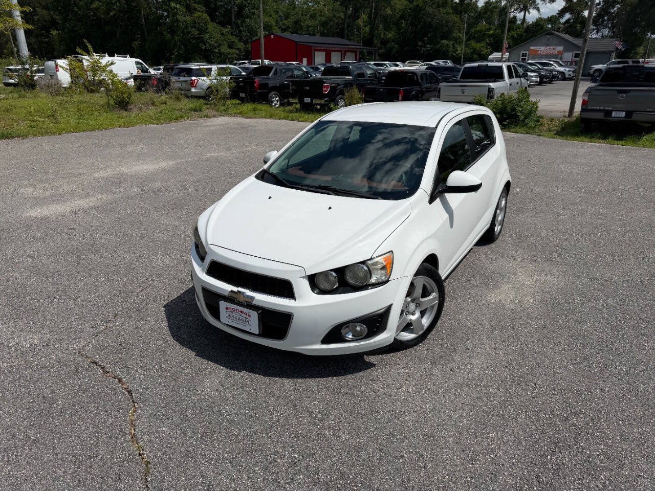 Used 2015 Chevrolet Sonic LTZ FWD image 31