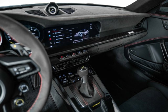 Used 2025 Porsche 911 GT3 RS RWD image 19