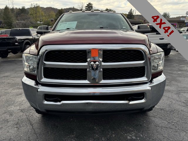 Used 2017 RAM 3500 Tradesman w/ Chrome Appearance Group image 6