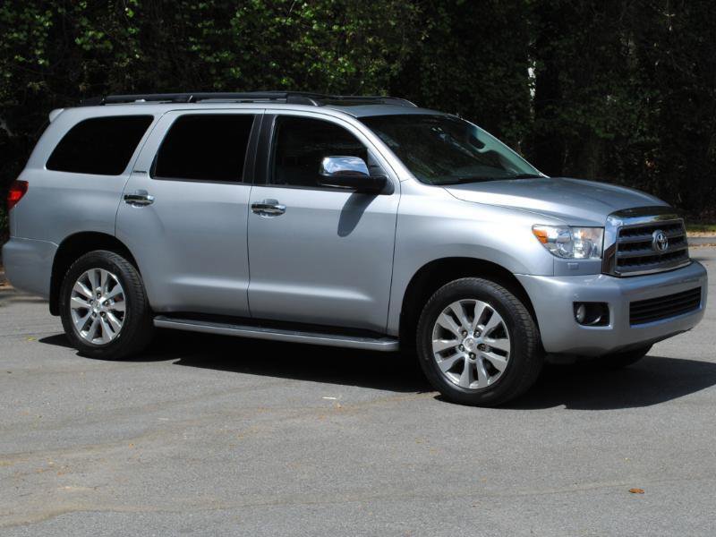 Used 2016 Toyota Sequoia Limited w/ Safety & Convenience Package AWD/4WD image 27