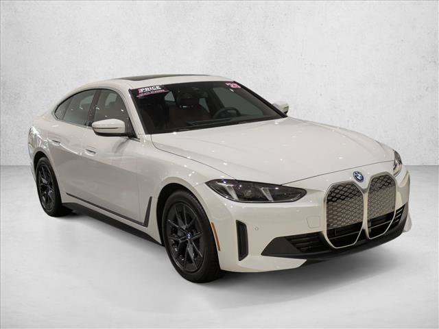 Used 2025 BMW i4 xDrive40i w/ M Sport Package AWD/4WD image 3