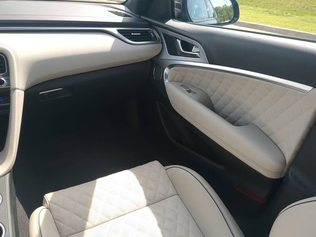 Used 2023 Genesis G70 2.0T w/ Sport Prestige Package AWD/4WD image 15