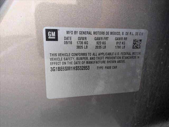 Used 2017 Chevrolet Cruze LT FWD image 15