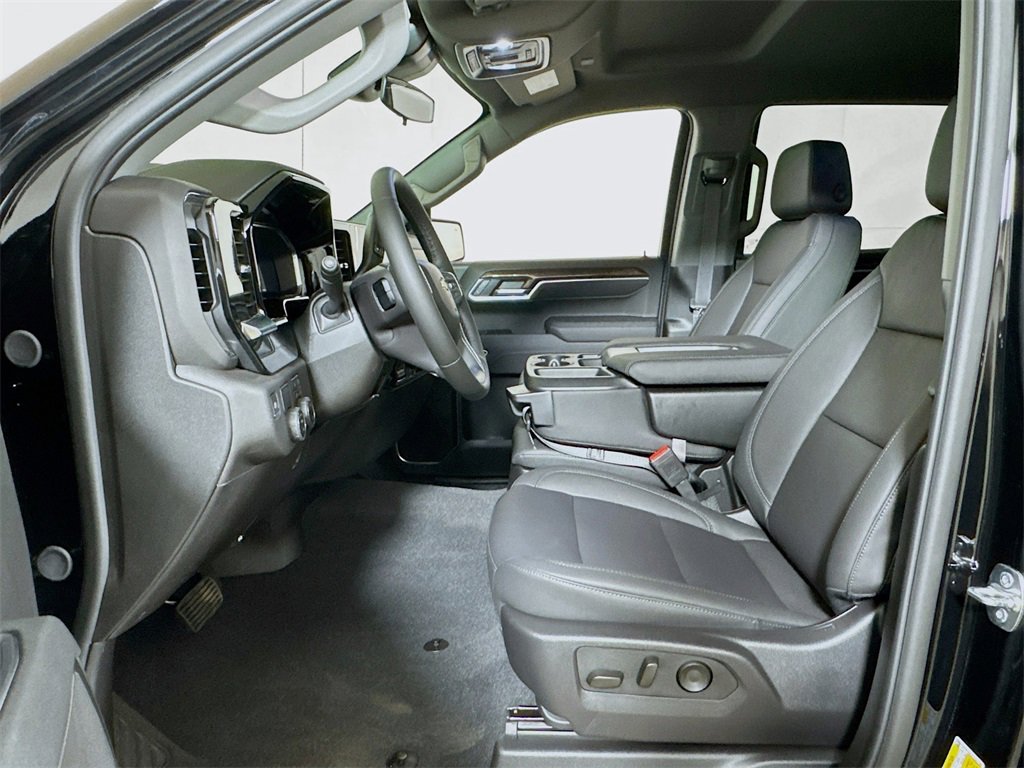 New 2026 Chevrolet Silverado 1500 LT w/ Safety Package image 12