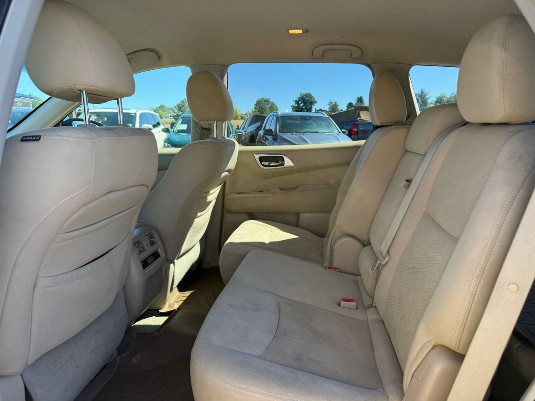 Used 2013 Nissan Pathfinder S AWD/4WD image 18