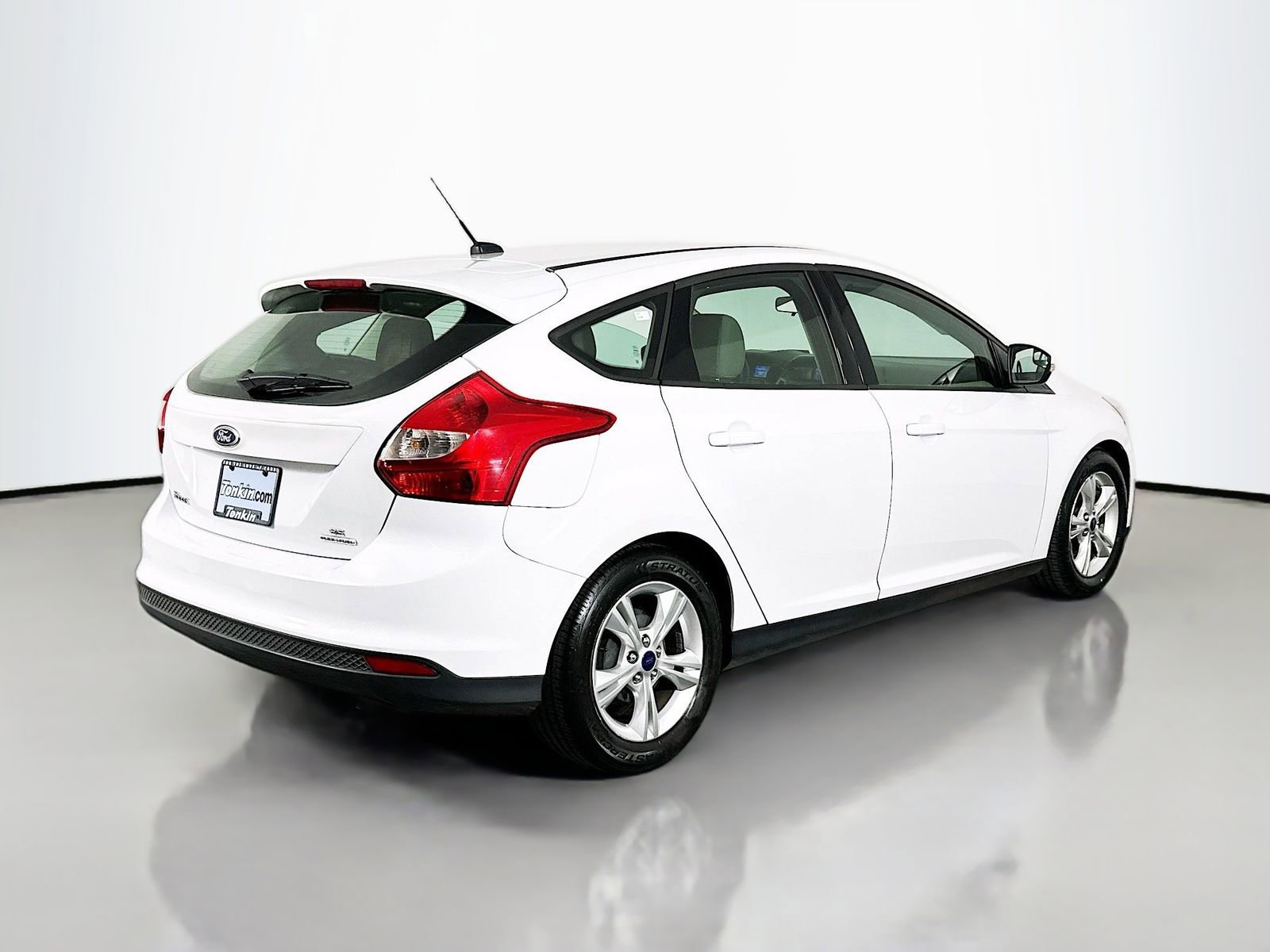 Used 2014 Ford Focus SE FWD image 7