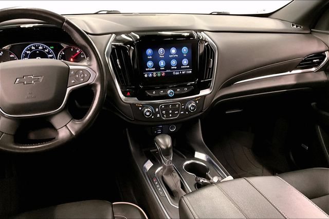 Used 2022 Chevrolet Traverse Premier w/ Redline Edition AWD/4WD image 7
