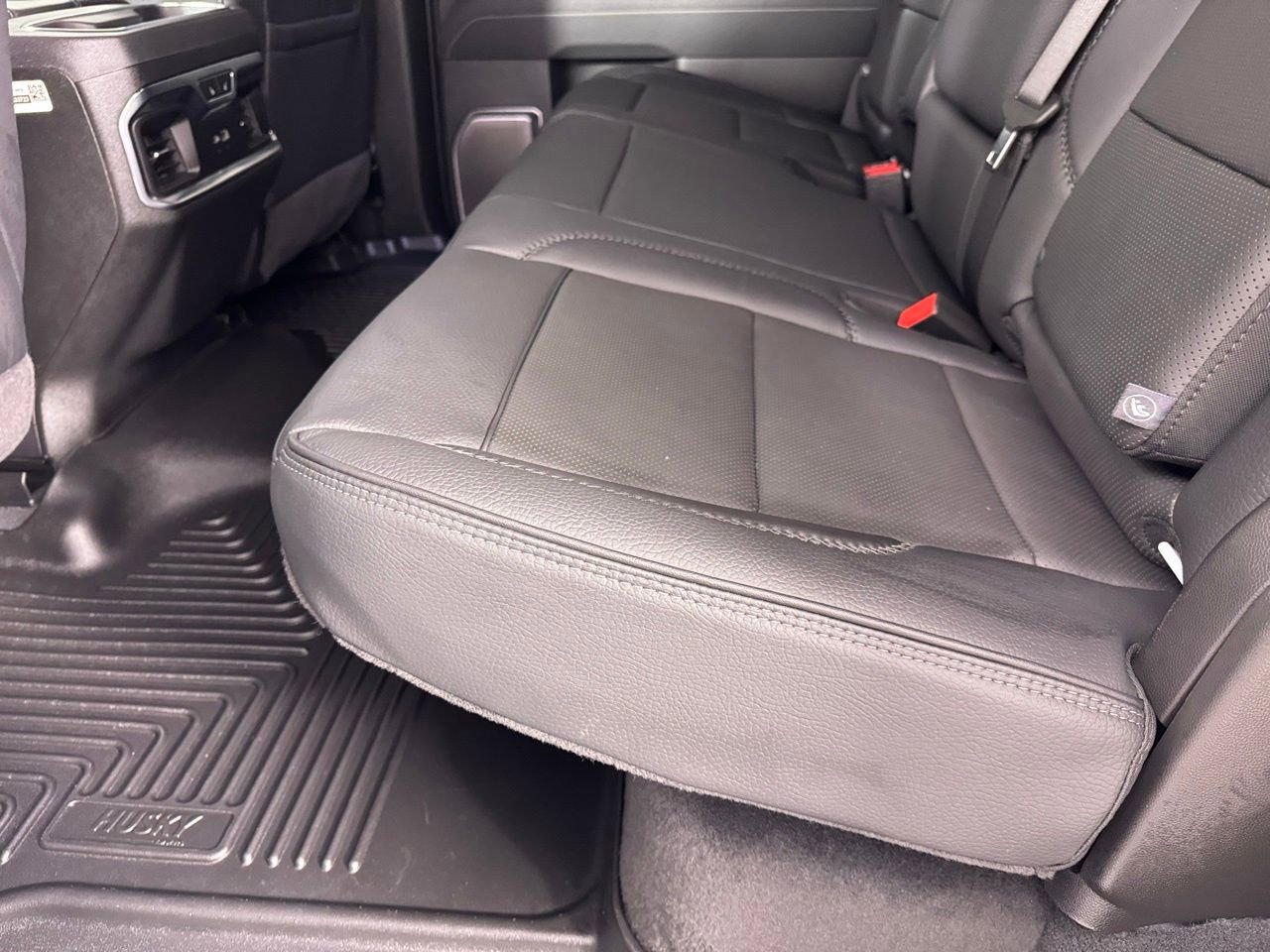 Used 2025 GMC Sierra 2500 Denali w/ Technology Package image 27