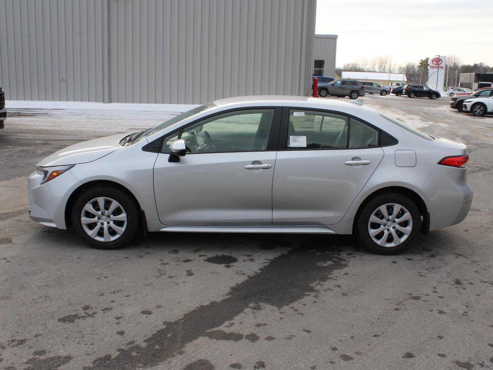 New 2026 Toyota Corolla LE image 5