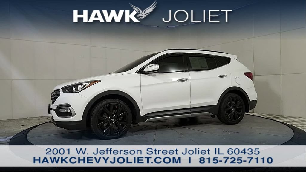 Used 2017 Hyundai Santa Fe Sport w/ Cargo Package FWD image 4