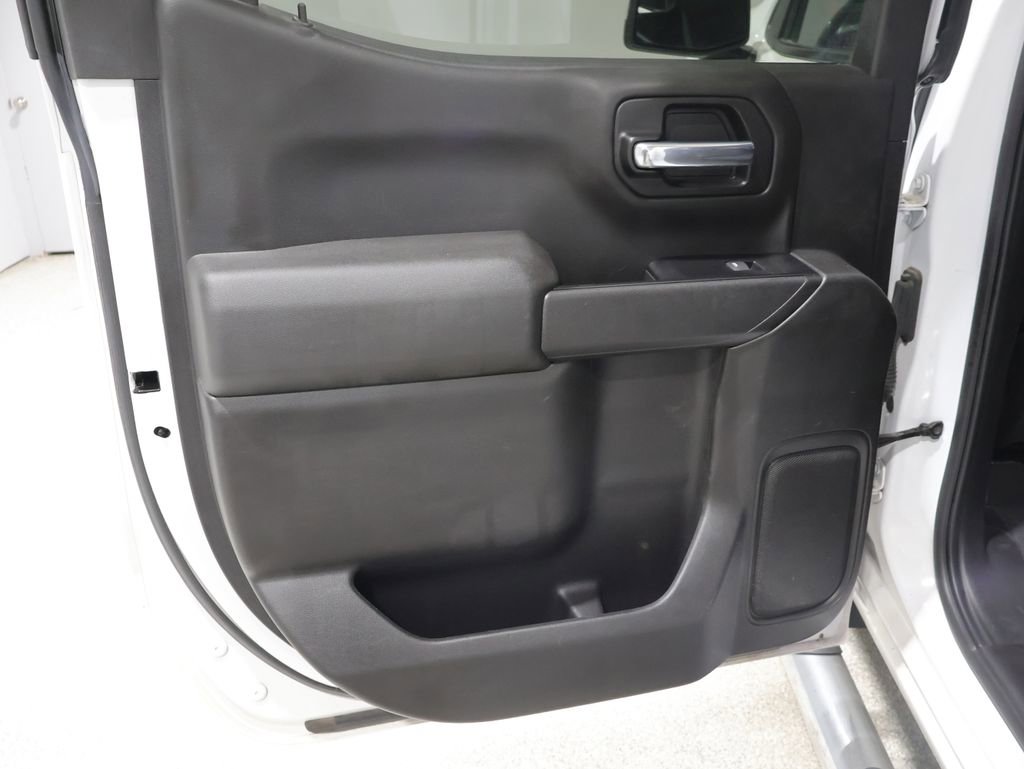 Used 2019 Chevrolet Silverado 1500 LT w/ All-Star Edition AWD/4WD image 19