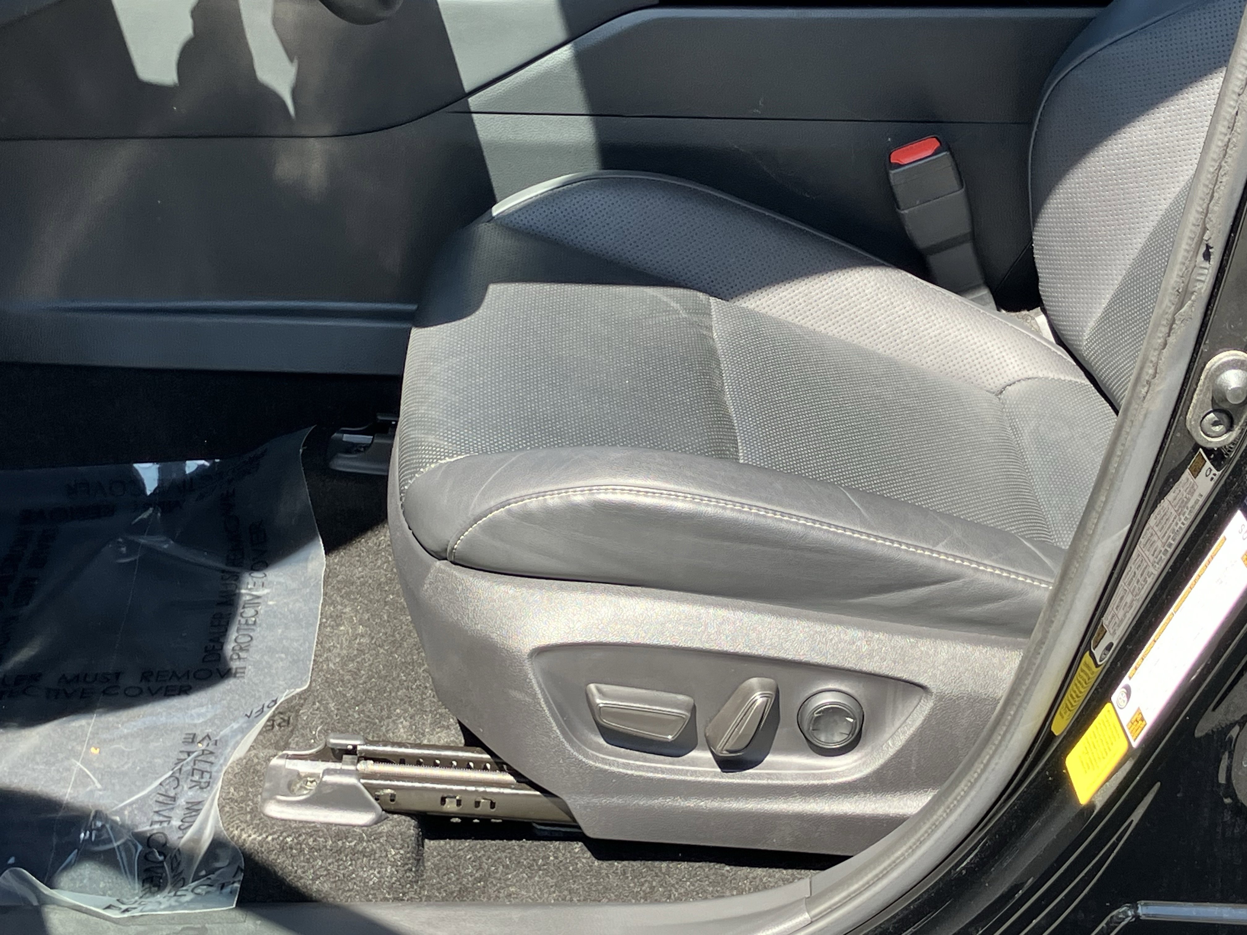 Used 2025 Toyota Crown Signia AWD/4WD image 17