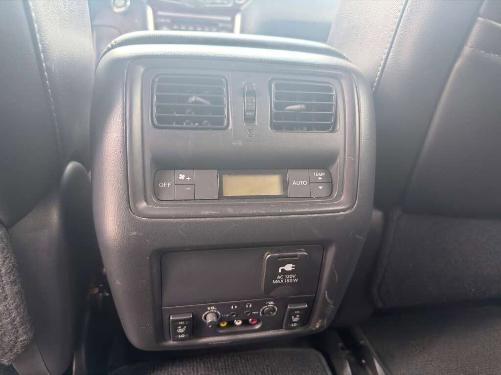 Used 2014 Nissan Pathfinder Platinum w/ Platinum Premium Package image 12