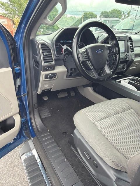 Used 2022 Ford F350 XLT w/ XLT Premium Package AWD/4WD image 17