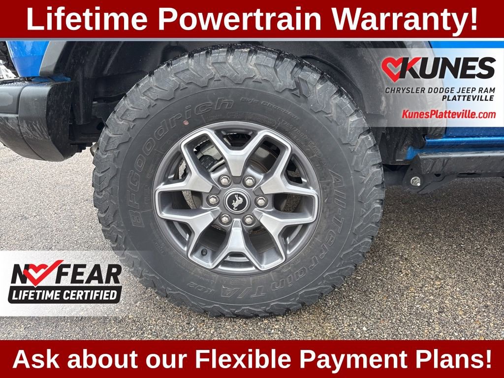 Used 2023 Ford Bronco Badlands image 13