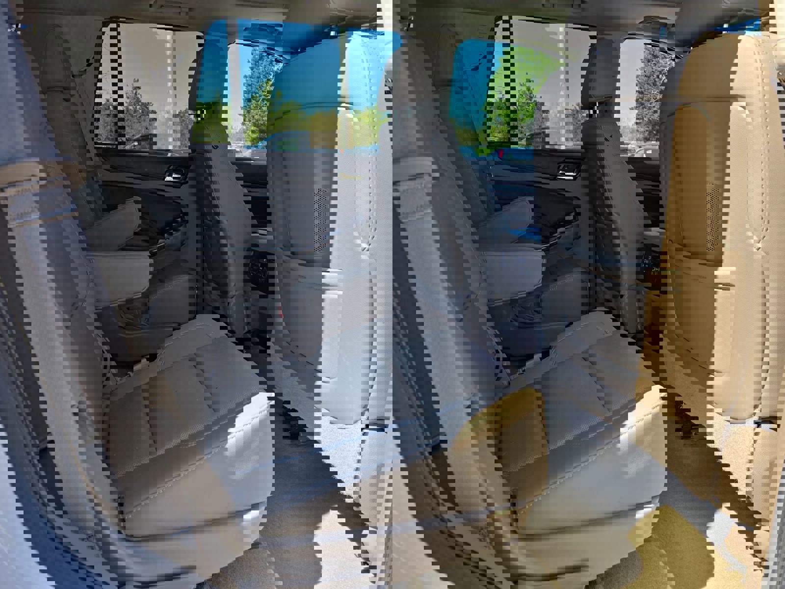 Used 2016 Chevrolet Tahoe LTZ w/ Max Trailering Package image 11