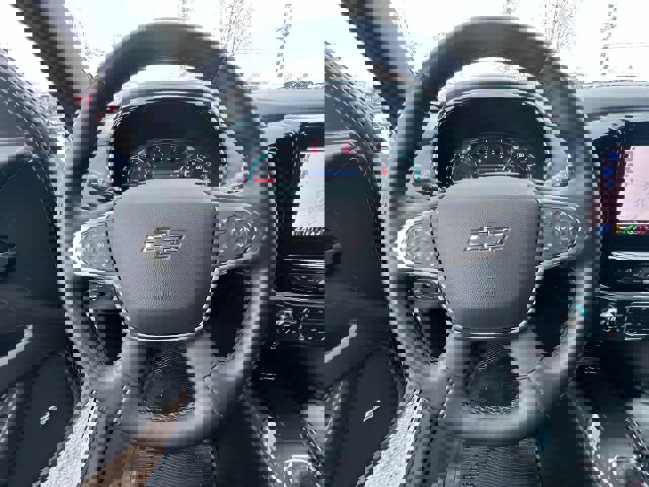 Used 2023 Chevrolet Traverse RS image 14