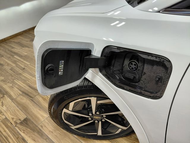 Used 2025 Chevrolet Equinox EV LT w/ Convenience Package image 24