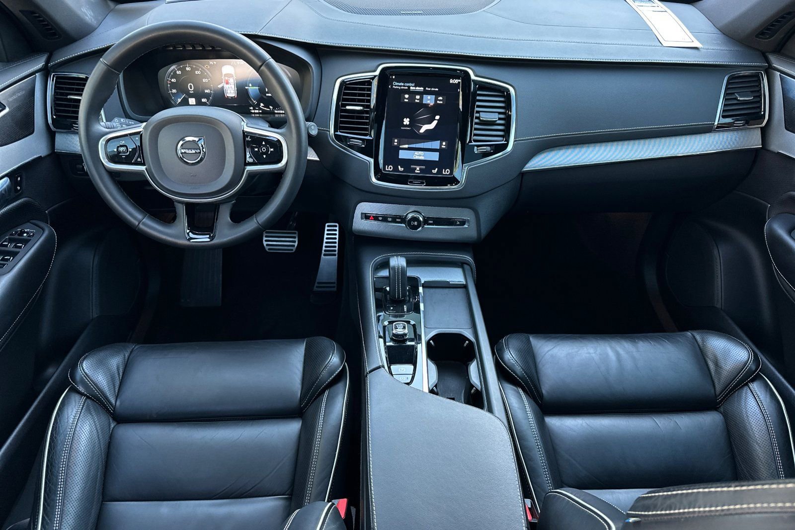 Used 2022 Volvo XC90 T8 R-Design w/ Advanced Package image 13