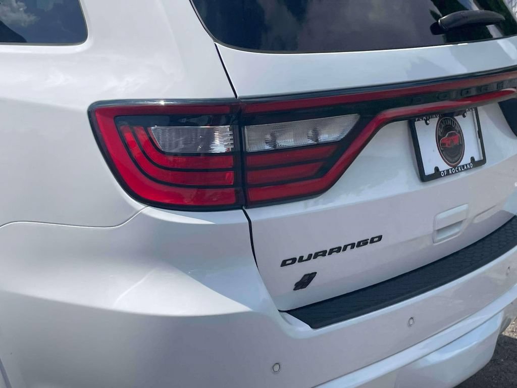 Used 2022 Dodge Durango R/T w/ Blacktop Package AWD/4WD image 10