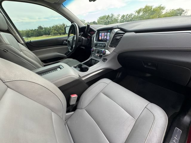Used 2017 Chevrolet Suburban LT w/ Luxury Package RWD image 32