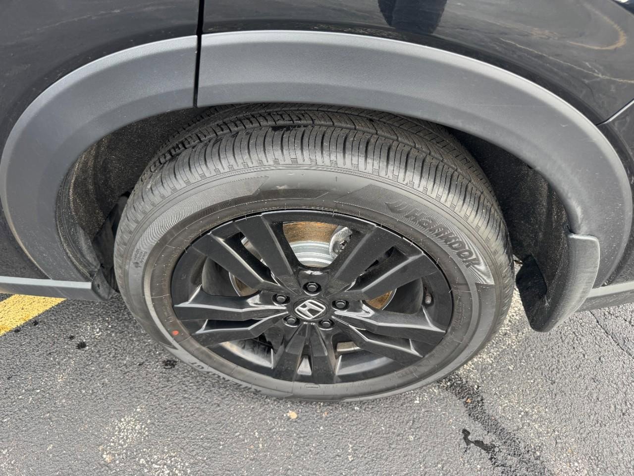 Certified 2026 Honda HR-V Sport image 8