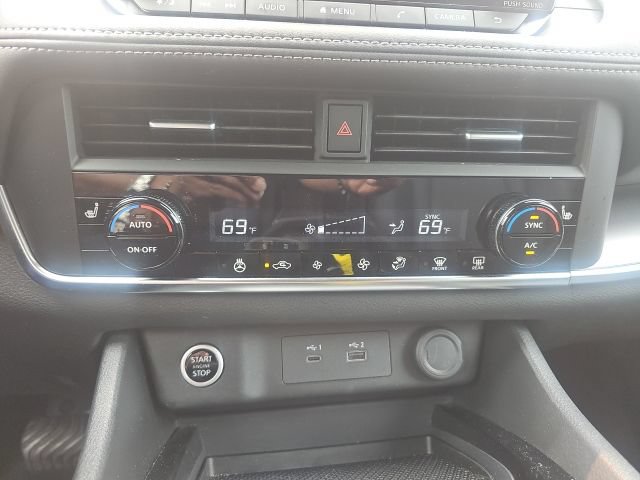 Certified 2023 Nissan Rogue SV w/ SV Premium B Package AWD/4WD image 20