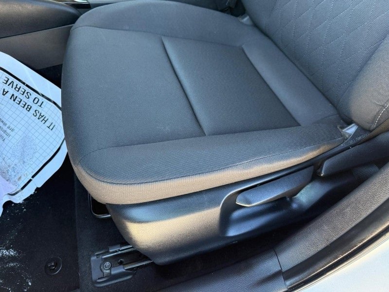 Used 2024 Toyota Corolla LE image 18