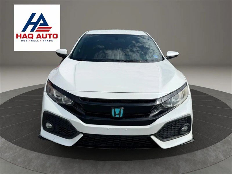 Used 2017 Honda Civic Sport image 2