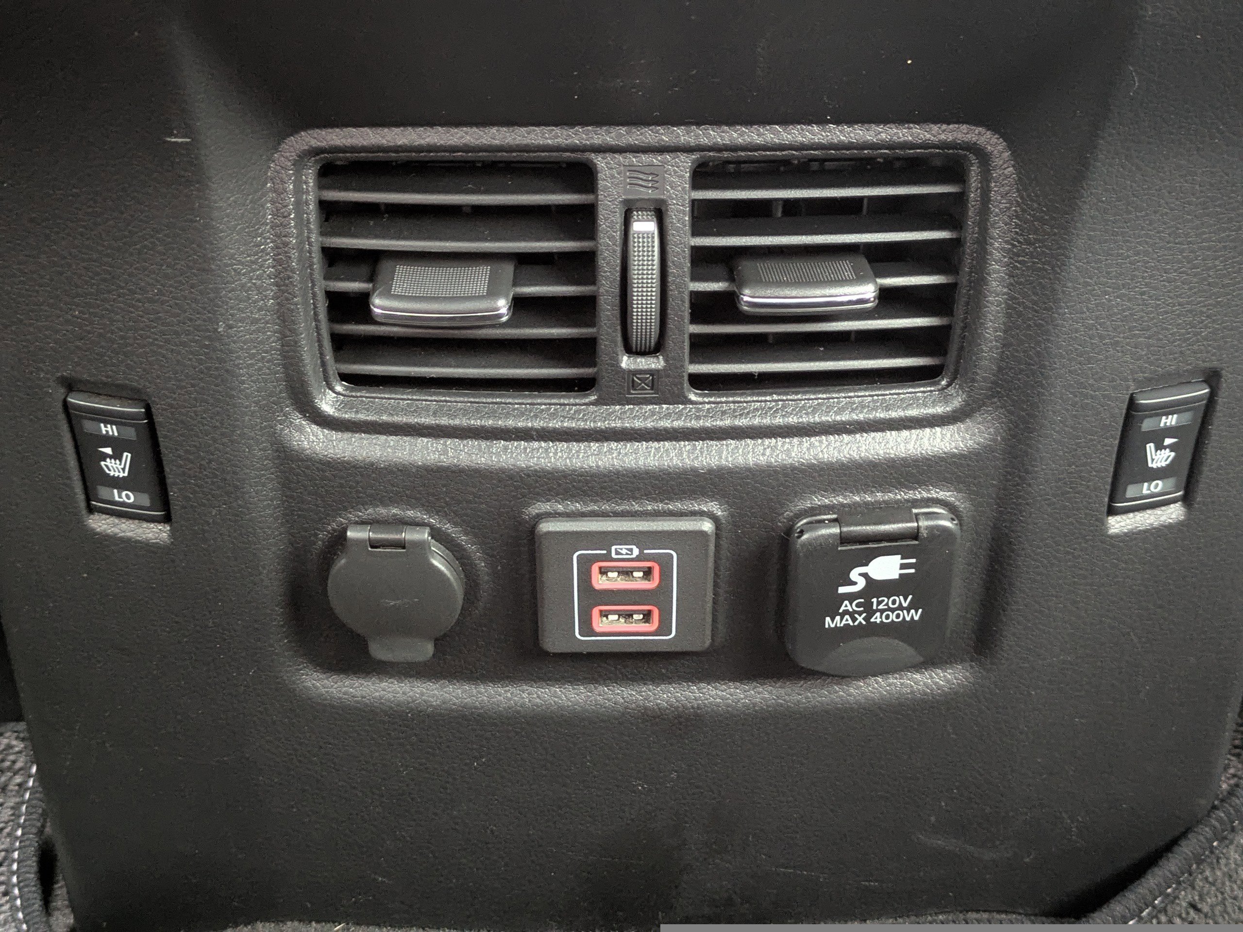 Used 2021 Nissan Titan PRO-4X w/ Pro-4x Convenience Package AWD/4WD image 15