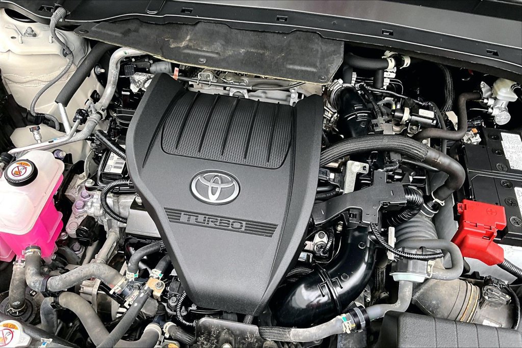 Used 2024 Toyota Grand Highlander FWD image 32
