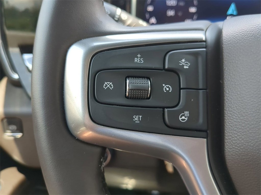 Used 2025 Chevrolet Silverado 2500 LTZ w/ LTZ Premium Package image 34