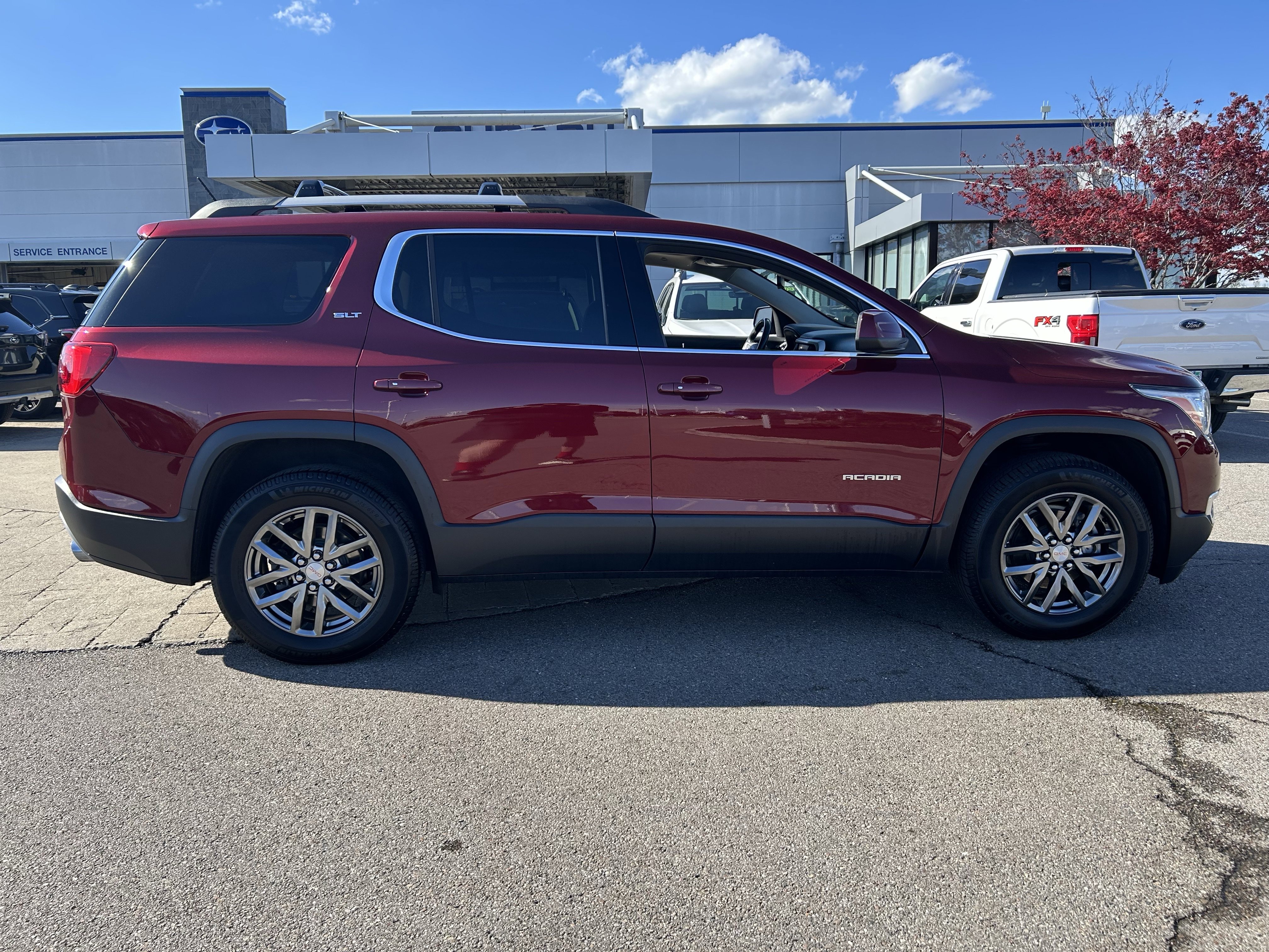 Used 2017 GMC Acadia SLT image 8