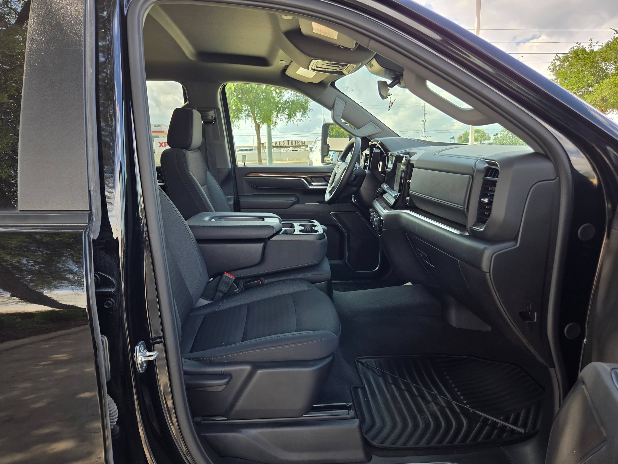 Certified 2025 Chevrolet Silverado 2500 LT w/ Convenience Package AWD/4WD image 24