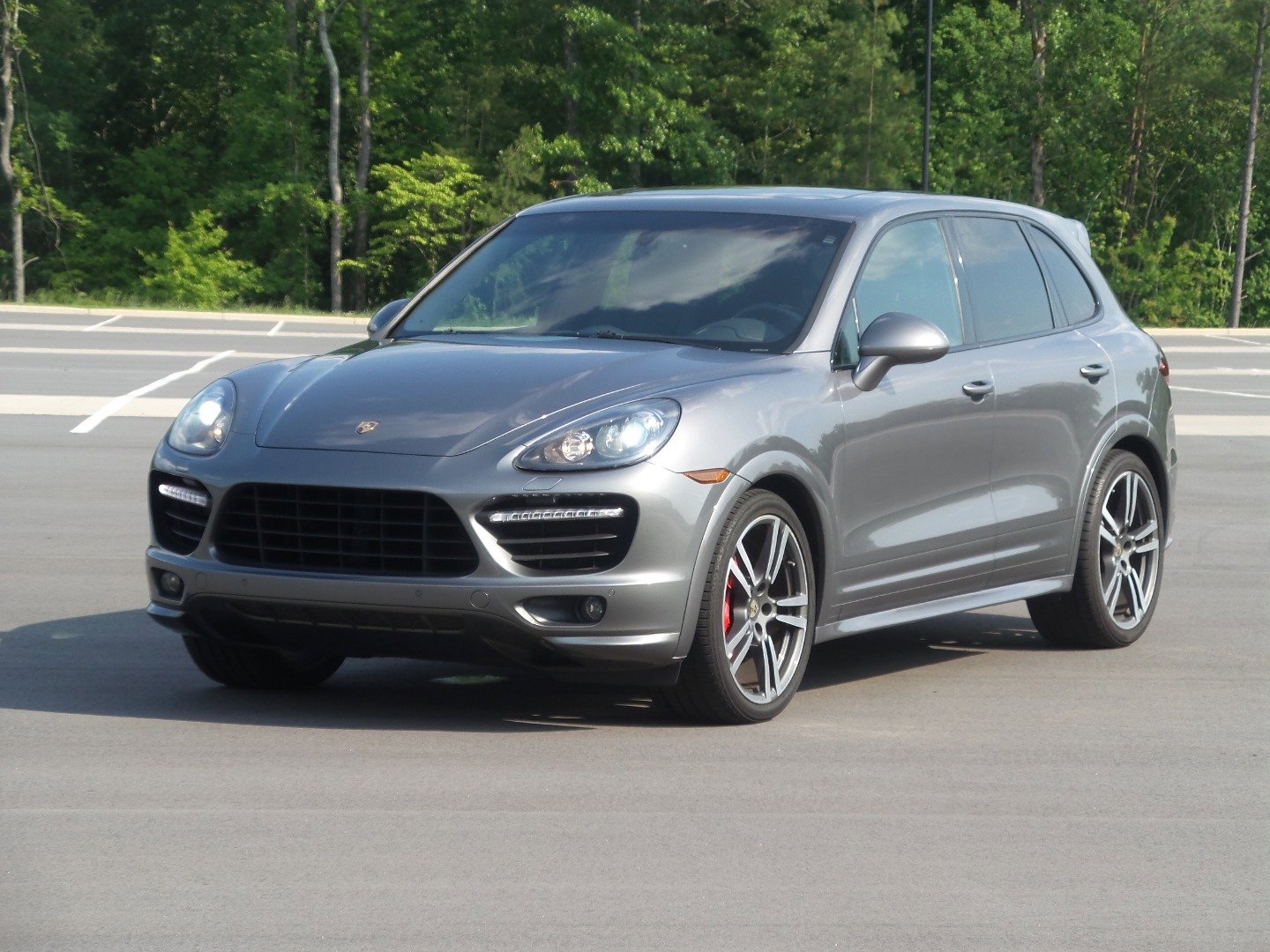 Used 2013 Porsche Cayenne GTS image 15