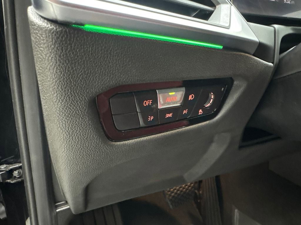 Used 2023 BMW 330i Sedan w/ Convenience Package image 55