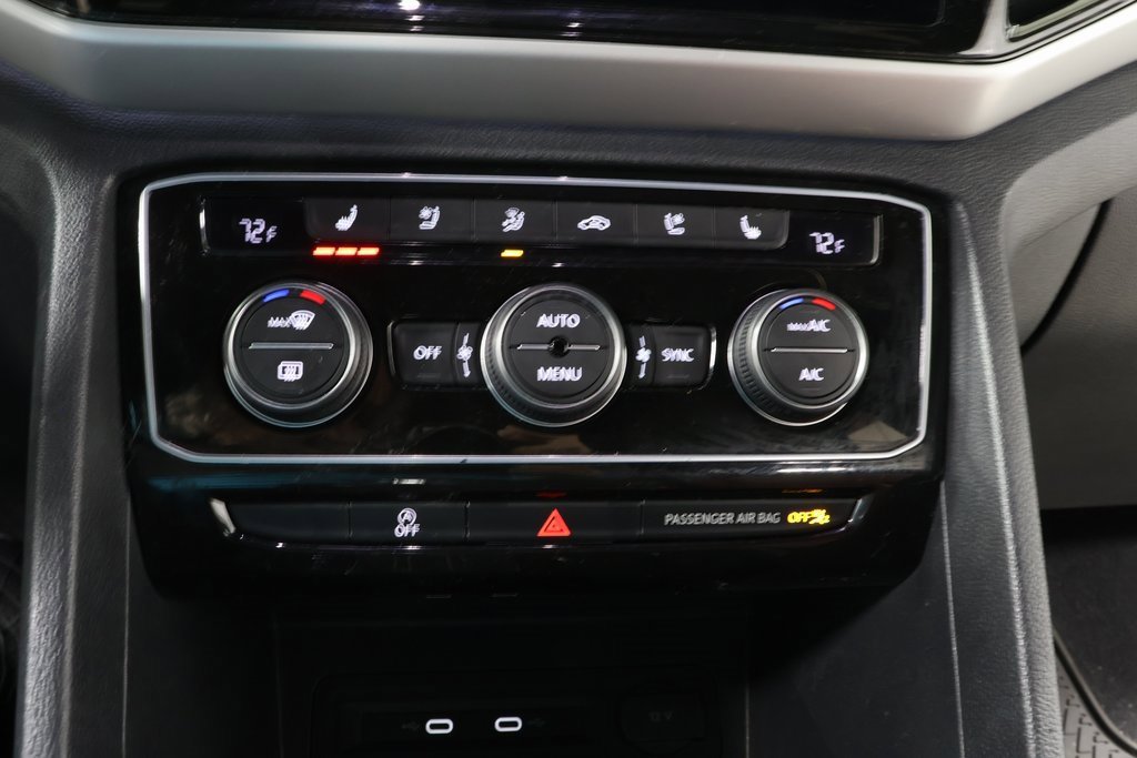 Used 2022 Volkswagen Atlas Cross Sport SEL Premium R-Line image 10