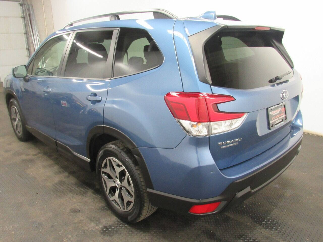 Used 2019 Subaru Forester Premium image 5