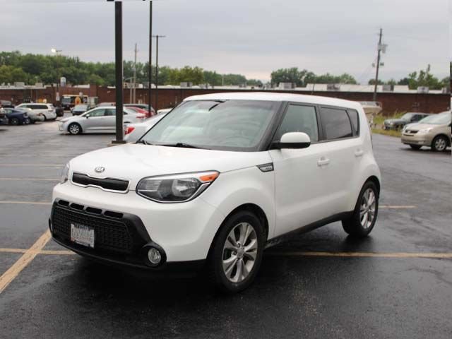Used 2016 Kia Soul + FWD image 2