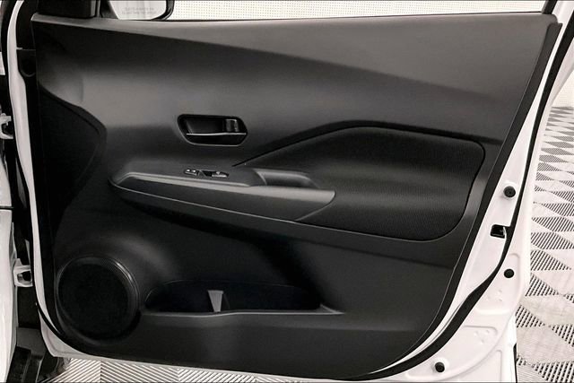 New 2025 Nissan Kicks Play S image 33