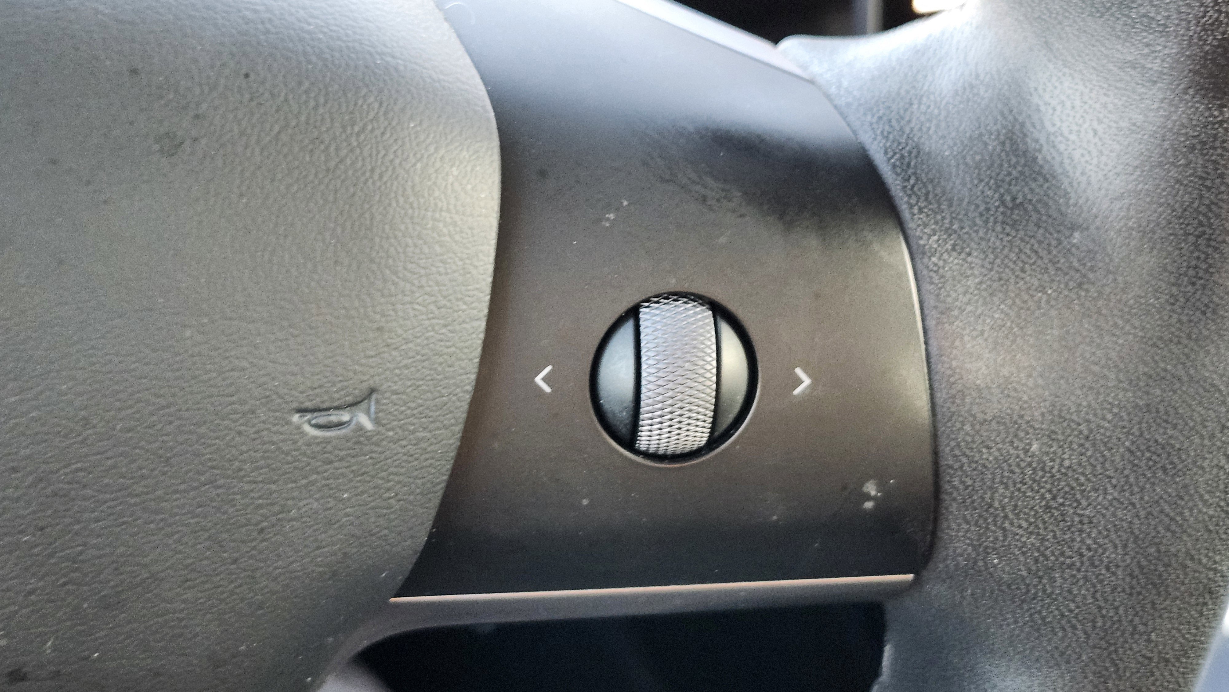 Used 2023 Tesla Model 3 Standard Range image 31