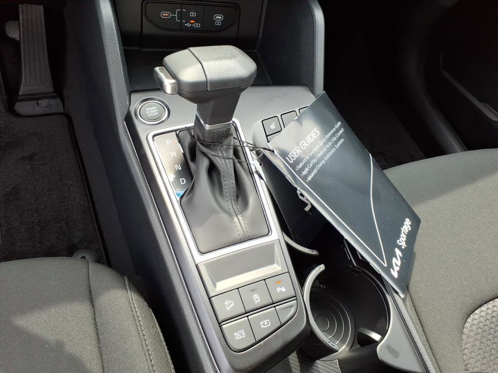 New 2026 Kia Sportage LX image 24