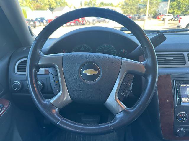 Used 2012 Chevrolet Suburban LT w/ Luxury Package AWD/4WD image 26