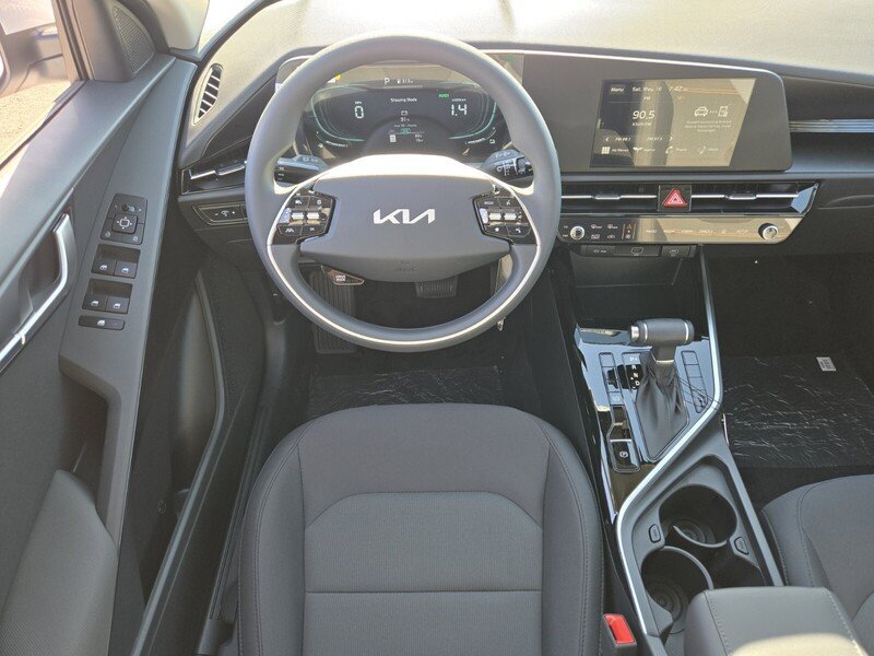 New 2026 Kia Niro LX FWD image 8