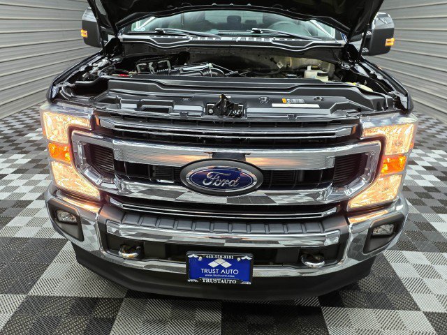 Used 2022 Ford F350 XLT w/ XLT Premium Package AWD/4WD image 38