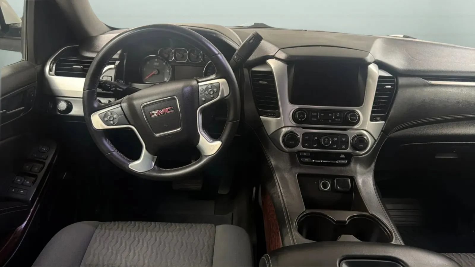 Used 2015 GMC Yukon SLE w/ Convenience Package RWD image 10