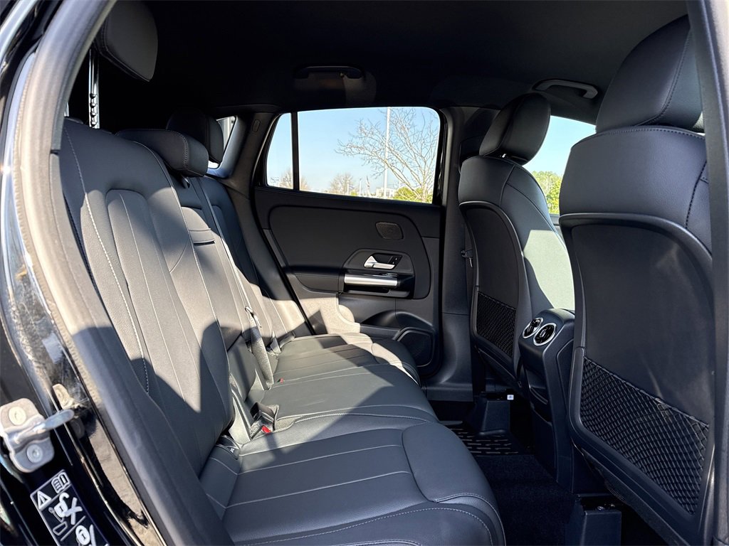 Certified 2025 Mercedes-Benz GLA 250 image 17