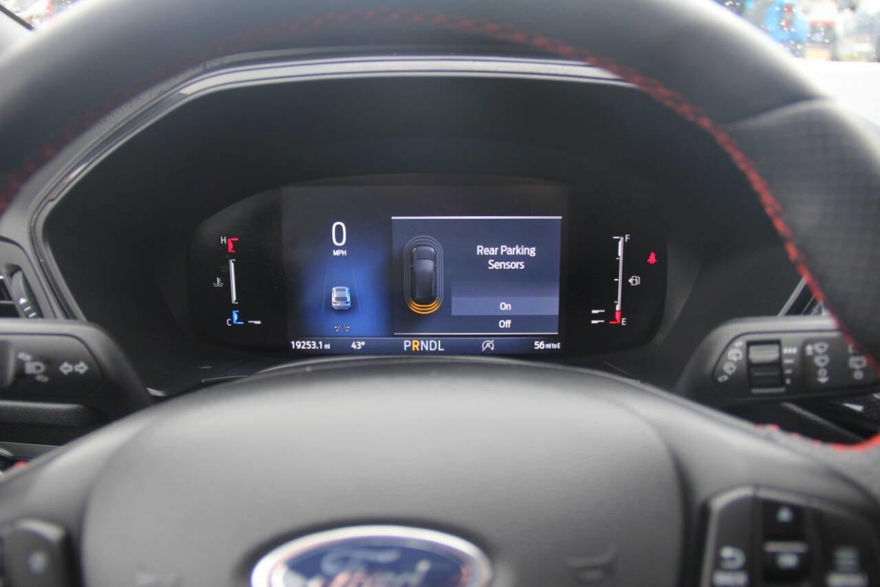 Certified 2024 Ford Escape ST-Line w/ Tech Pack #1 image 33