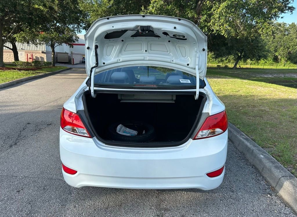 Used 2016 Hyundai Accent SE FWD image 11